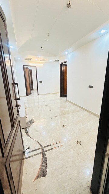 Building Lobby in 4 BHK Builder Floor at Vivek Vihar – for Sale