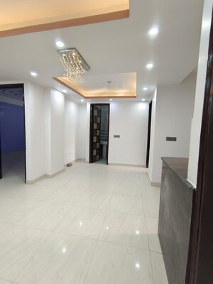 Room in 2 BHK Builder Floor at Kritak Modern Apartments, Sector 73 – for Sale