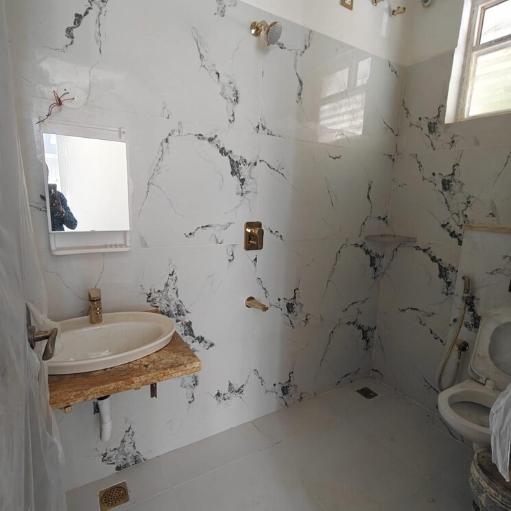 Bathroom, sln-vogue 4 Bedroom 3450 Sq.Ft. Villa In Varthur Bangalore 9548591