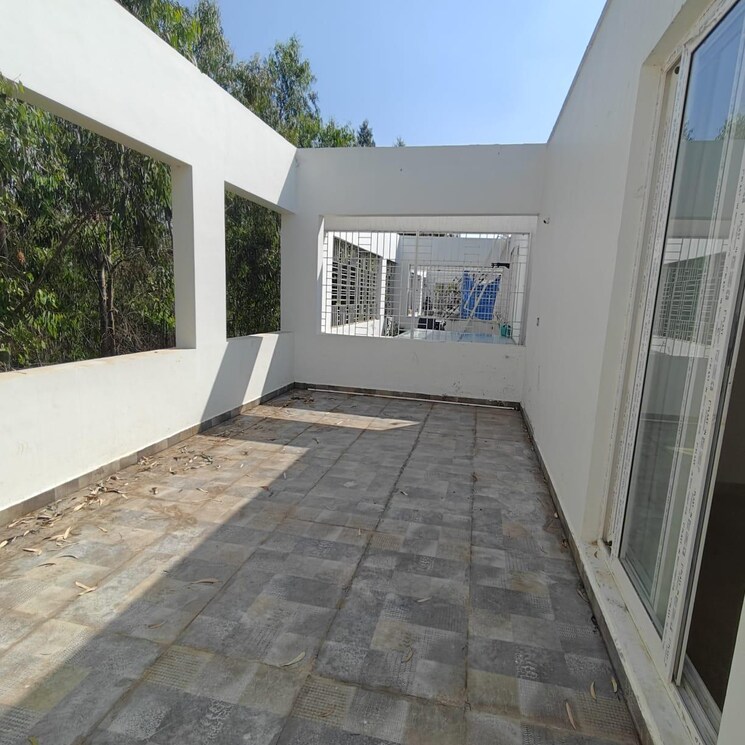 Balcony, sln-vogue 4 Bedroom 3450 Sq.Ft. Villa In Varthur Bangalore 9548591
