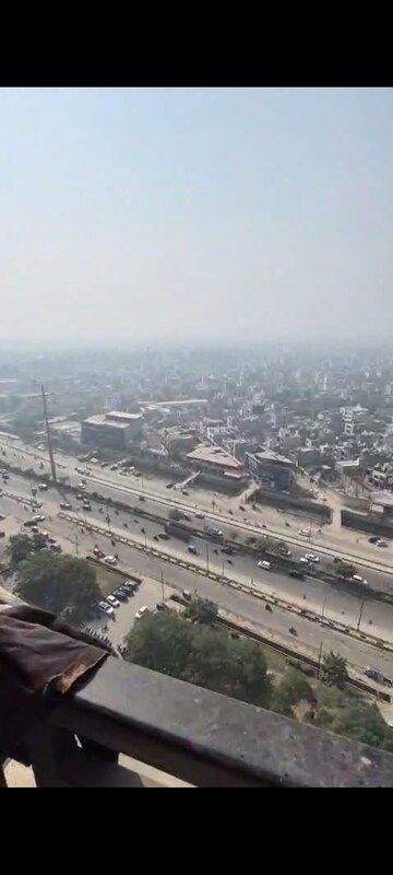 1 BHK Apartment For Rent in Gaur City 2 - 14th Avenue, Sector 16c Greater Noida