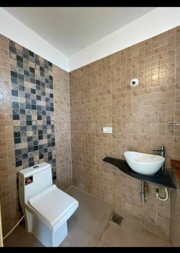 Bathroom in 3 BHK Apartment at Prestige Beverly Hills, Kokapet – for Rent