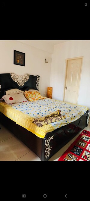 Bedroom in 2 BHK Apartment at Express Zenith, Sector 77 – for Rent