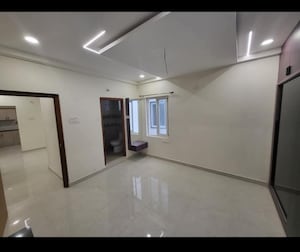 Room in 3 BHK Apartment at Rajapushpa Provincia, Narsingi – for Rent