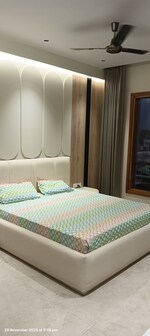 3 BHK + Pooja Room 2300 Sq.Ft. Builder Floor in Fully Furnished Builder F