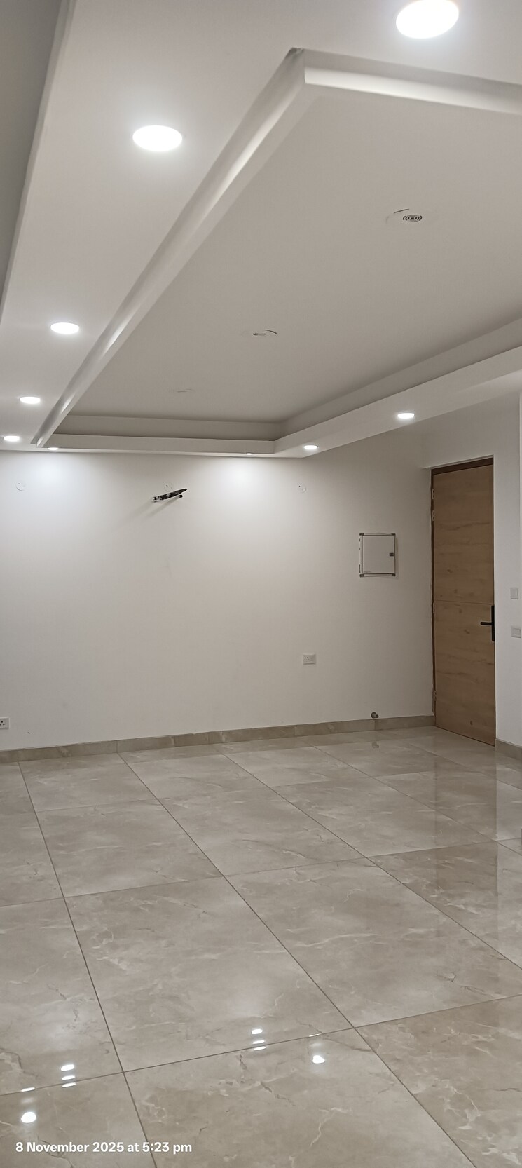 Room, sector 17 3 Bedroom 1800 Sq.Ft. Builder Floor In Sector 17 Panchkula 9548649