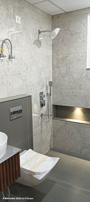 Bathroom in 3 BHK Builder Floor at Sector 17 – for Rent