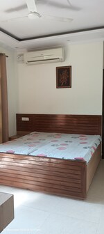 1 Rk  + Extra Room 700 Sq.Ft. Independent House in Sector 10