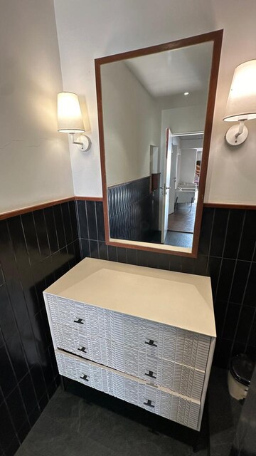 Kitchen in 6 BHK Villa at Juhu – for Rent