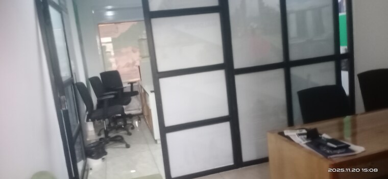 undefined, alkapuri Commercial Office Space 450 Sq.Ft. In Alkapuri Vadodara 9548686