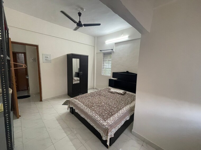 Bedroom, meera-nagar-garden-chs 1 Bedroom 600 Sq.Ft. Apartment In Koregaon Park Pune 9548718