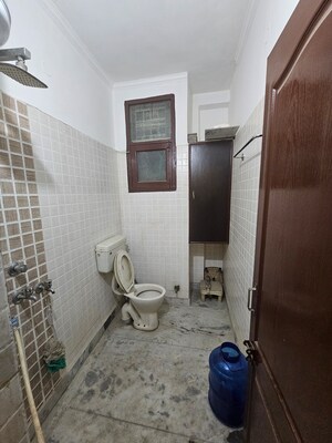 Attached Bathroom in 3 BHK Builder Floor at Mahavir Enclave 1 – for Sale