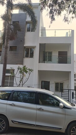 4 BHK + Pooja Room Villa For Sale in Legend Marigold