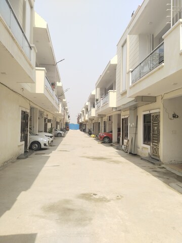 4 BHK Villa – Exterior View View at Vaidpura - for Rent