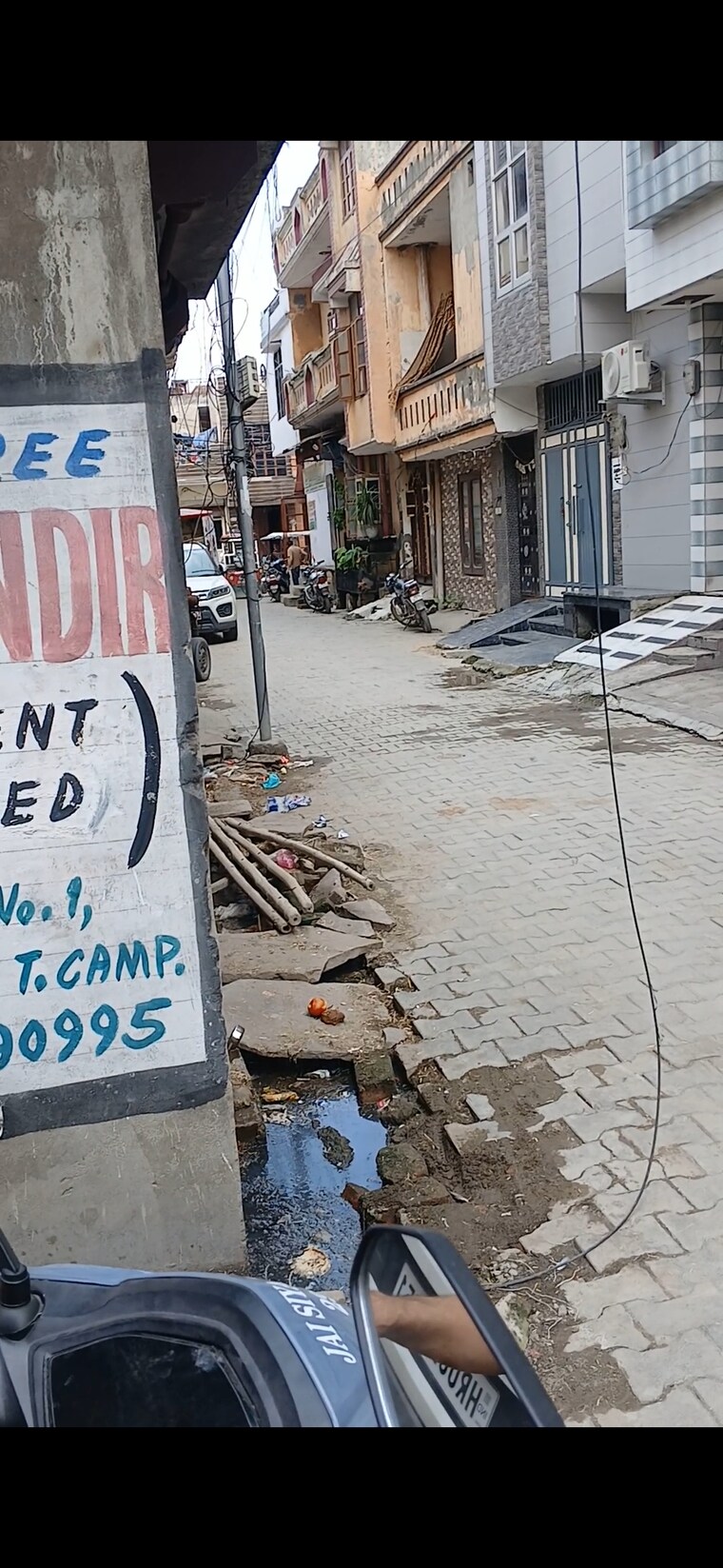 Nearby, tehsil camp 6 Bedroom 100 Sq.Yd. Independent House In Tehsil Camp Panipat 9548822