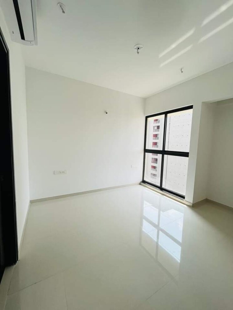 Room, lodha-lakeshore-greens 2.5 Bedroom 859 Sq.Ft. Apartment In Dombivli East Thane 9548832