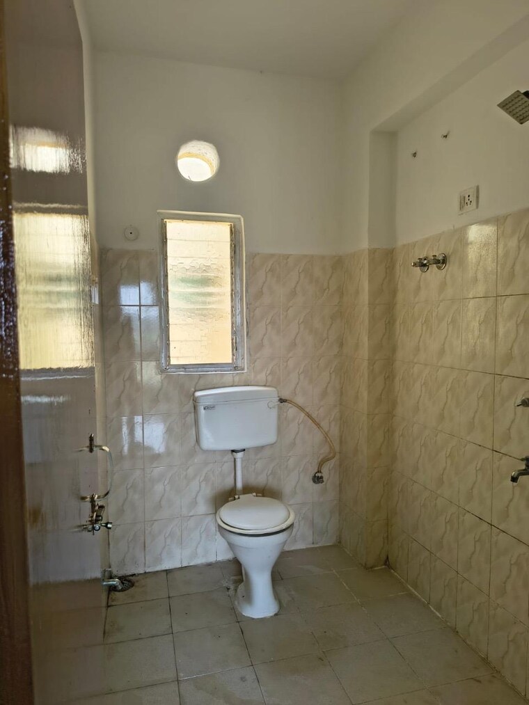 Bathroom, azara 3 Bedroom 1250 Sq.Ft. Builder Floor In Azara Guwahati 9548840
