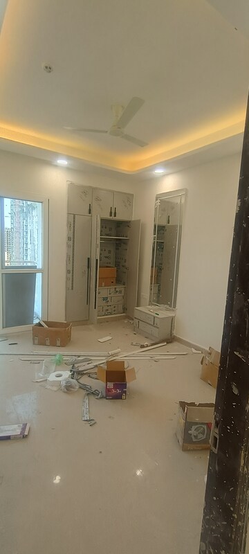 Furnished Amenities in 3.5 BHK Apartment at Sikka Kimantra Greens, Sector 79 – for Rent