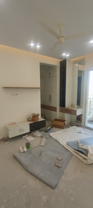 Master Bedroom in 3.5 BHK Apartment at Sikka Kimantra Greens, Sector 79 – for Rent