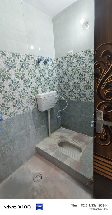 Bathroom in 3 BHK Apartment at Abul Fazal Enclave Part 1 – for Sale
