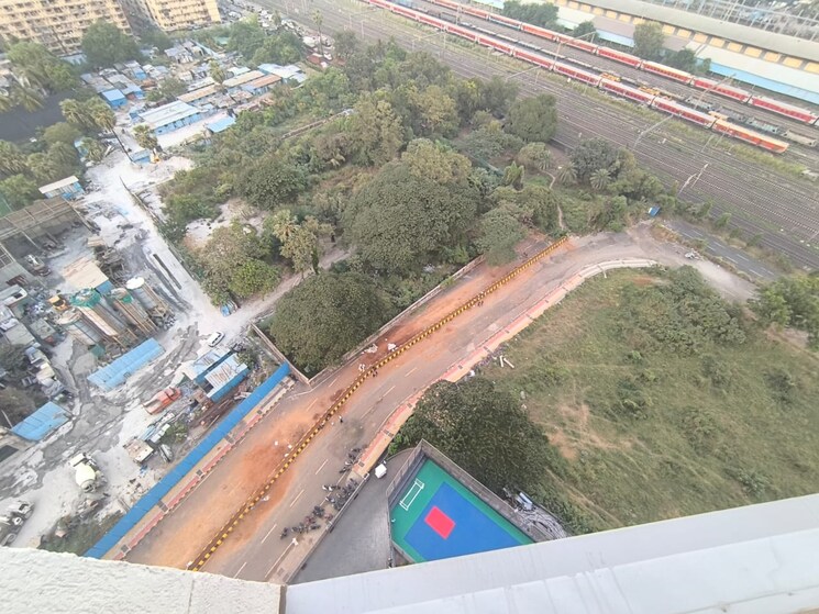 Swimming Pool, sunteck-city-avenue-4 2 Bedroom 644 Sq.Ft. Apartment In Goregaon West Mumbai 9548929