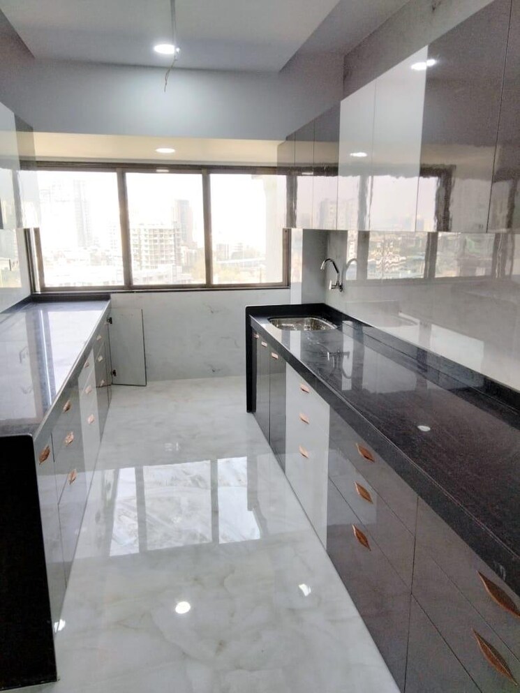 Kitchen, dn nagar 3 Bedroom 1670 Sq.Ft. Apartment In Dn Nagar Mumbai 9548934