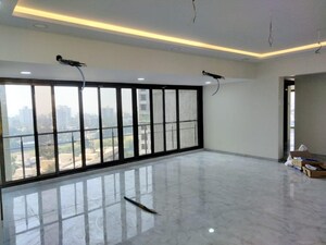 Room in 3 BHK Apartment at Dn Nagar – for Rent