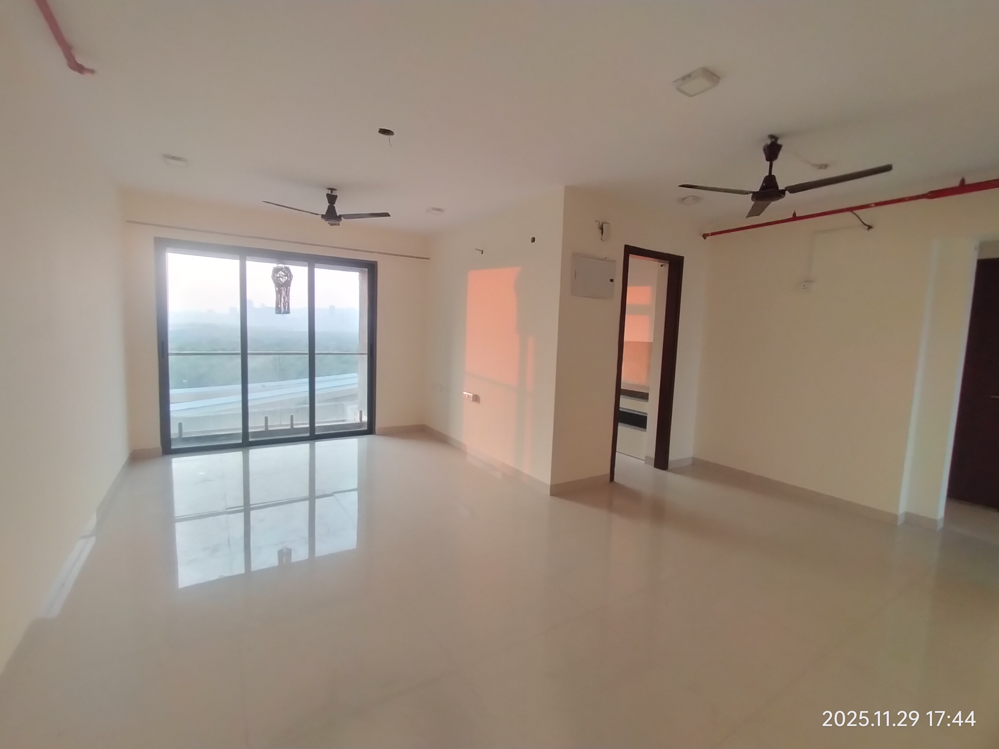 3 BHK 1934 Sq.Ft. Apartment in Piramal Sunteck Signia Waterfront