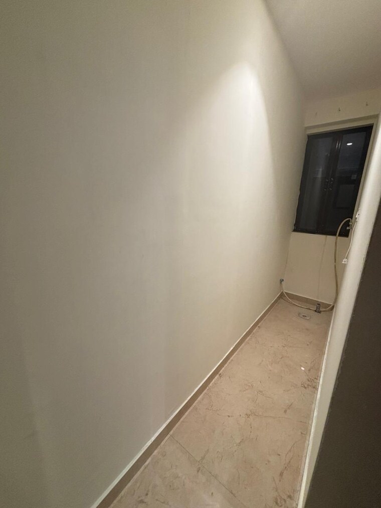 Room, dn nagar 2 Bedroom 655 Sq.Ft. Apartment In Dn Nagar Mumbai 9548937