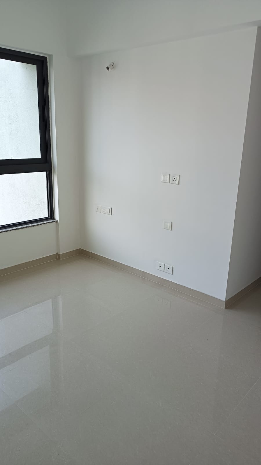 2 BHK Apartment For Rent in Kalpataru Immensa