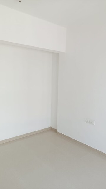 2.5 BHK Apartment For Rent in Hiranandani Cardinal, Ghodbunder Road