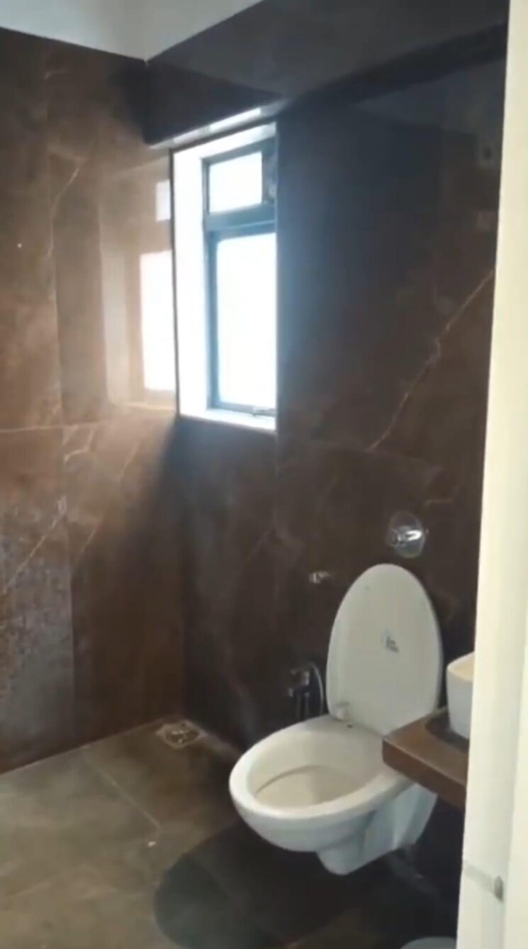 undefined, dn nagar 2 Bedroom 700 Sq.Ft. Apartment In Dn Nagar Mumbai 9548960