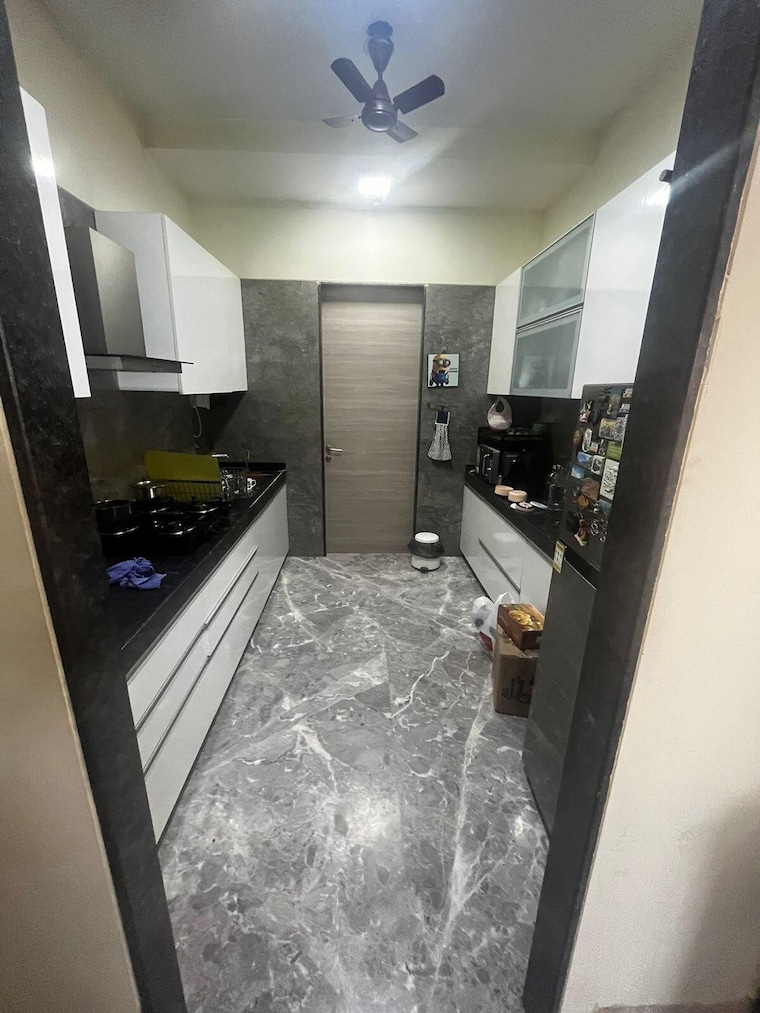 Kitchen, dn nagar 2 Bedroom 700 Sq.Ft. Apartment In Dn Nagar Mumbai 9548967