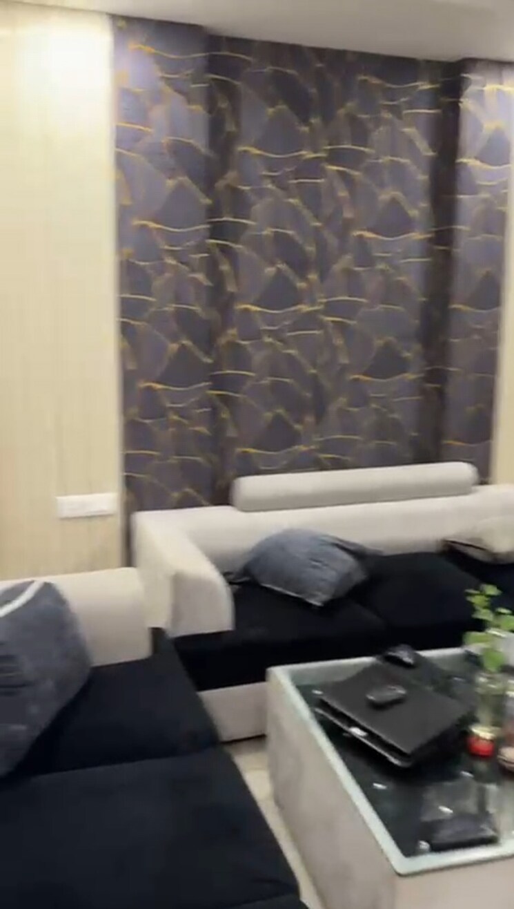 Living Room, bptp-parkland-pride 3 Bedroom 200 Sq.Yd. Builder Floor In Sector 77 Faridabad 9548980