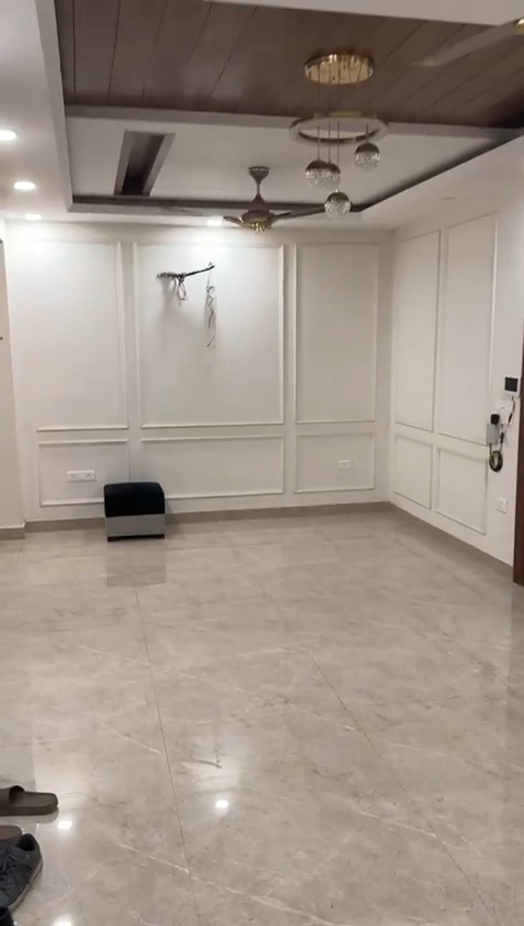 3 BHK Builder Floor For Sale in BPTP Parkland Pride