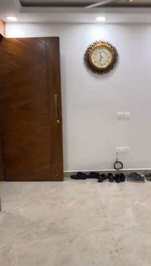 Room in 3 BHK Builder Floor at BPTP Parkland Pride, Sector 77 – for Sale