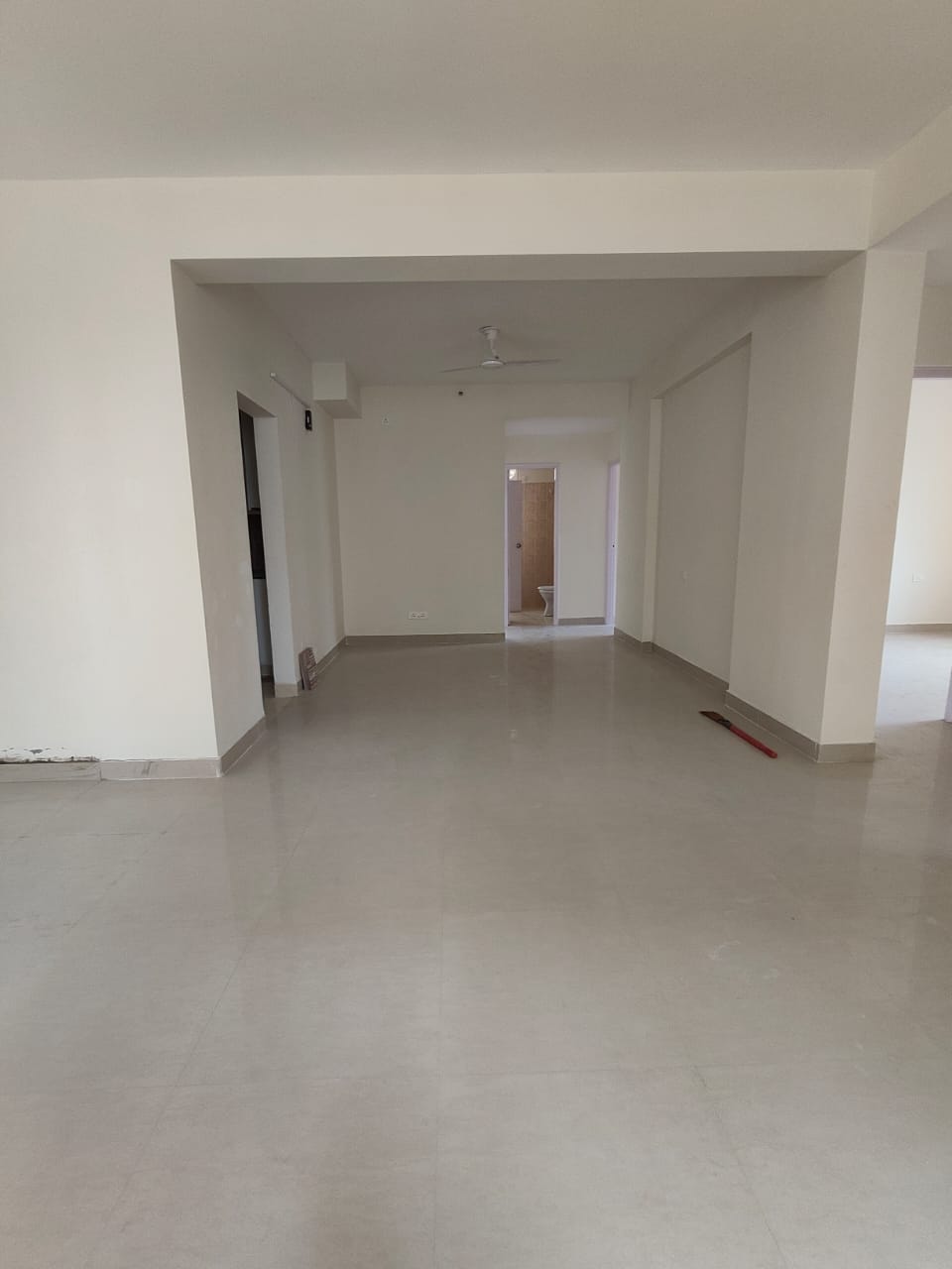 2 BHK + Extra Room 800 Sq.Ft. Apartment in Pivotal Devaan