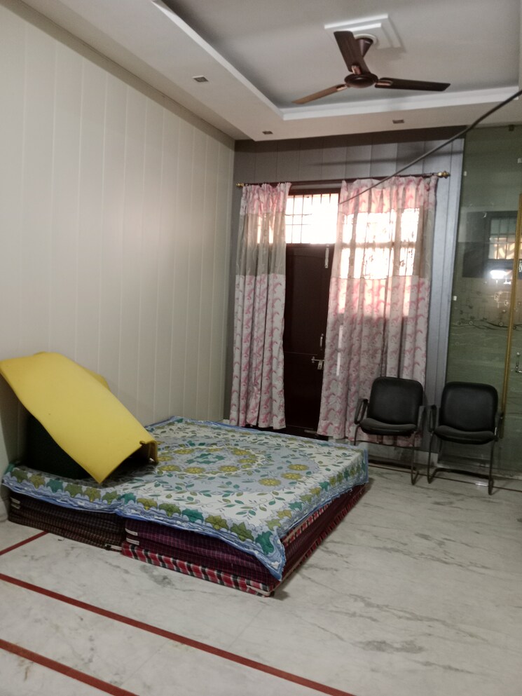 Bedroom, sector 13 3 Bedroom 1800 Sq.Ft. Builder Floor In Sector 13 Panipat 9549022