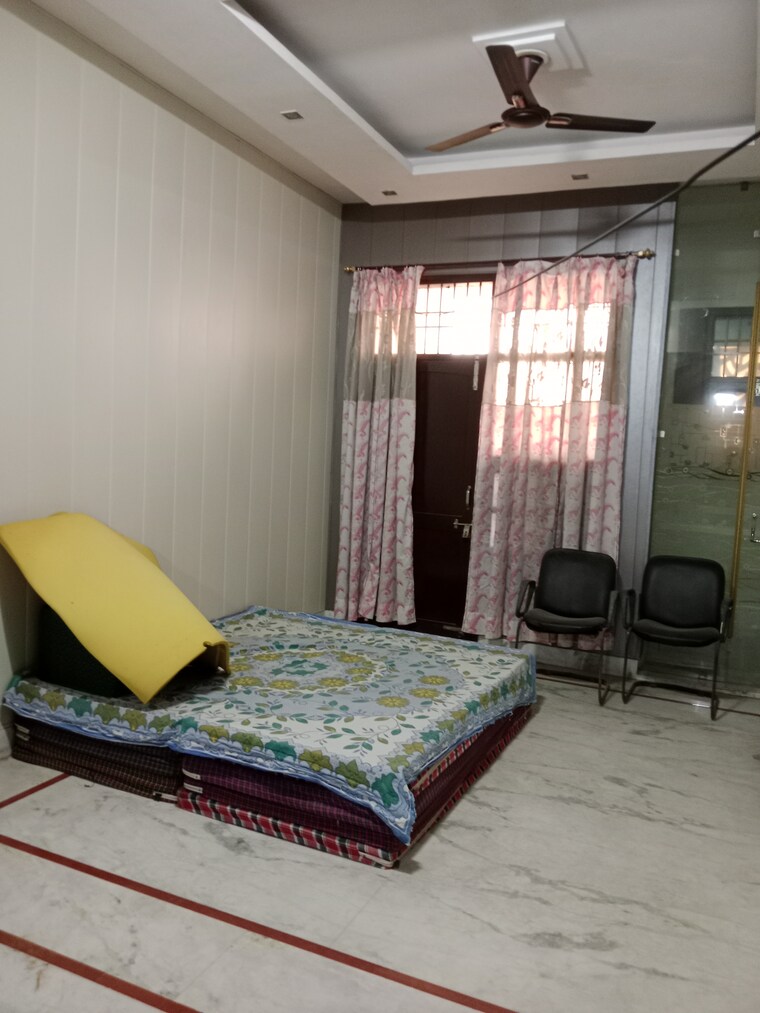 Bedroom, sector 13 3 Bedroom 1800 Sq.Ft. Builder Floor In Sector 13 Panipat 9549022