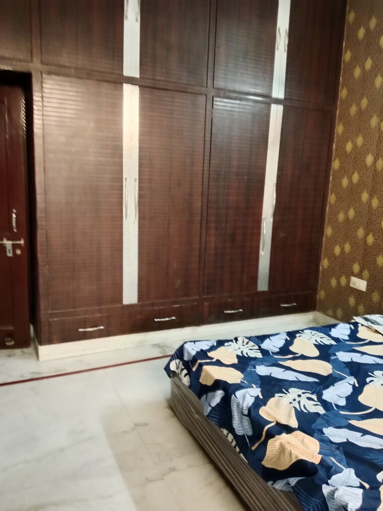 Bedroom, sector 13 3 Bedroom 1800 Sq.Ft. Builder Floor In Sector 13 Panipat 9549022