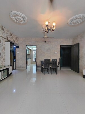 Furnished Amenities in 2 BHK Apartment at La Classic, Malad West – for Rent