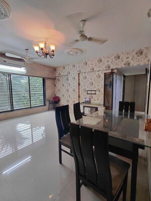 Furnished Amenities in 2 BHK Apartment at La Classic, Malad West – for Rent