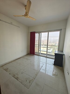 Room in 2 BHK Apartment at Akshar Alvario, Seawoods – for Sale