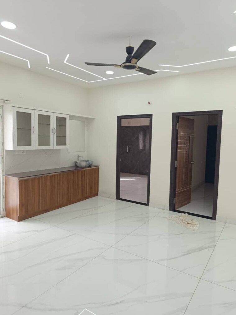 Room, kondapur 3 Bedroom 1650 Sq.Ft. Apartment In Kondapur Hyderabad 9549070