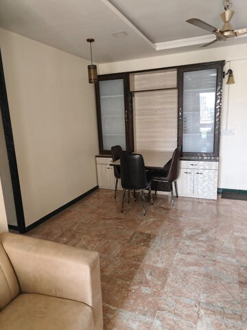 Room in 2 BHK Apartment at Hiranandani Estate, Ghodbunder Road – for Rent
