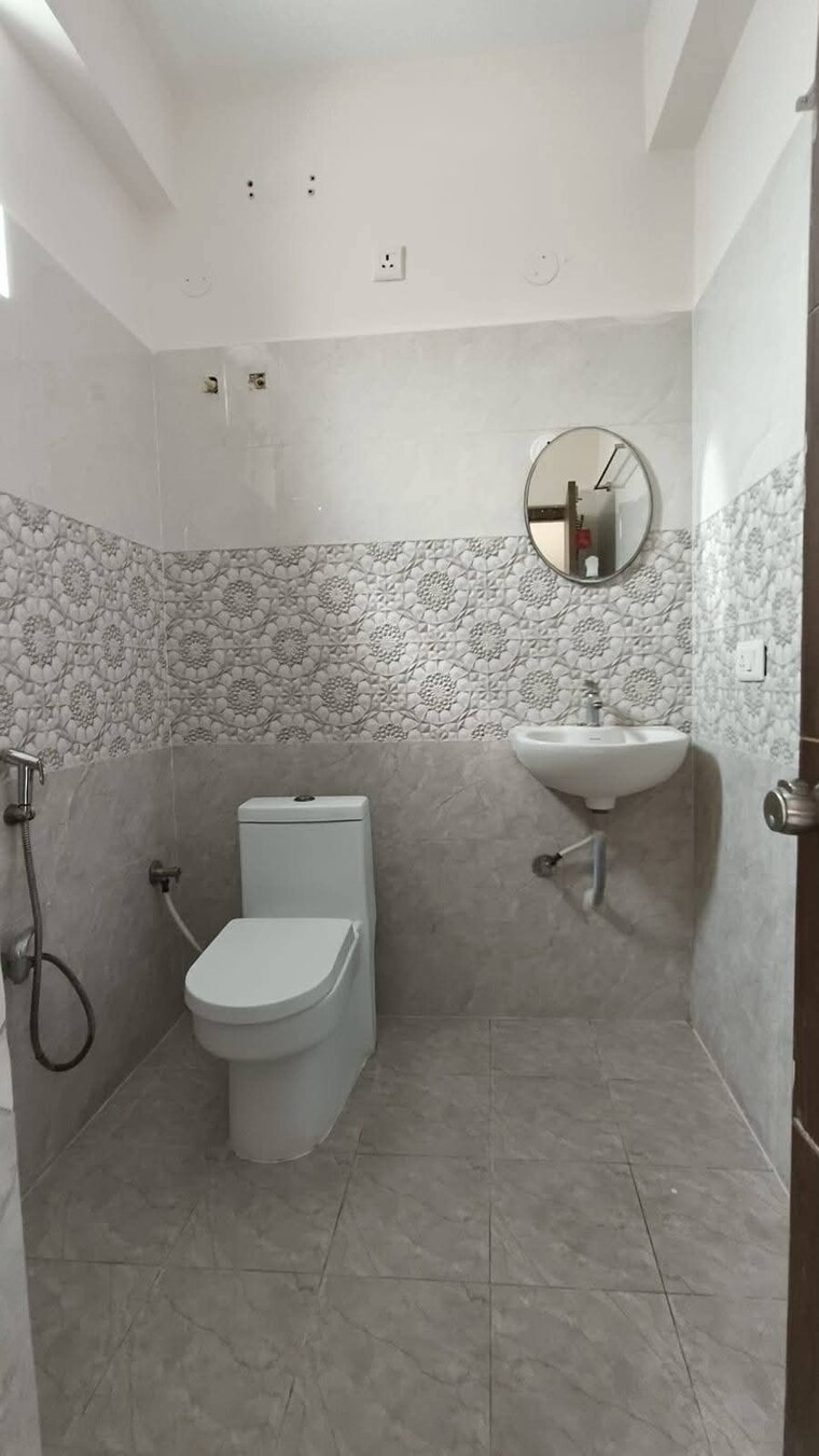 Bathroom, kondapur 2 Bedroom 1250 Sq.Ft. Apartment In Kondapur Hyderabad 9549090
