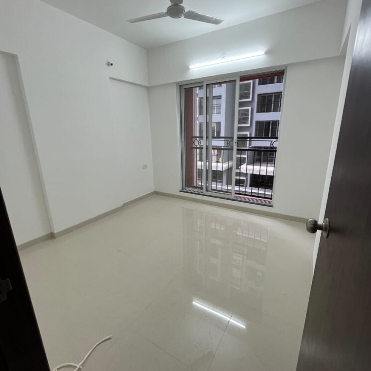 Room, roshan-milestone 2 Bedroom 675 Sq.Ft. Apartment In Mumbai Bangalore Highway Pune 9549102