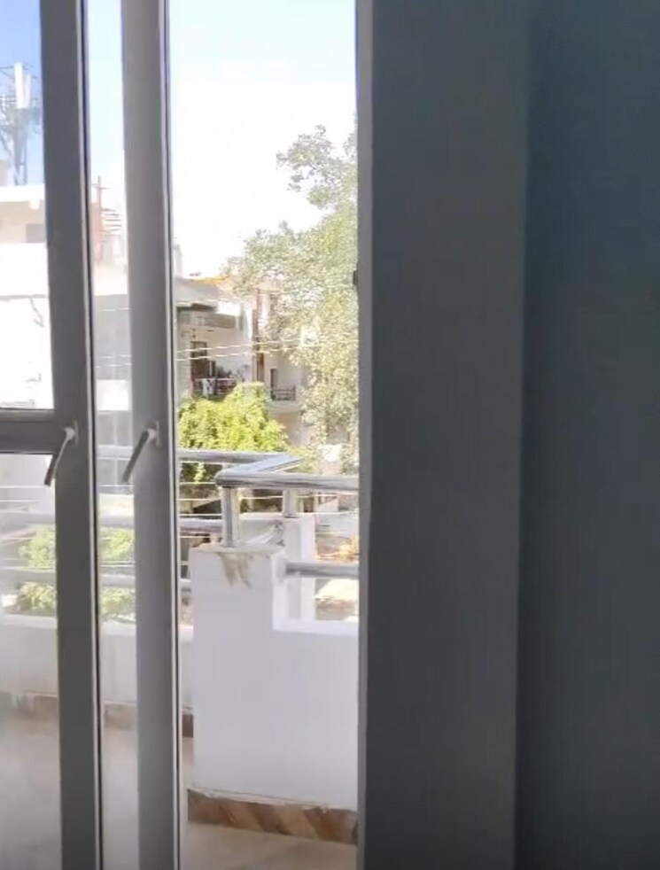 Balcony, sector 2a vasundhara 2 Bedroom 900 Sq.Ft. Builder Floor In Sector 2a Vasundhara Ghaziabad 9549116