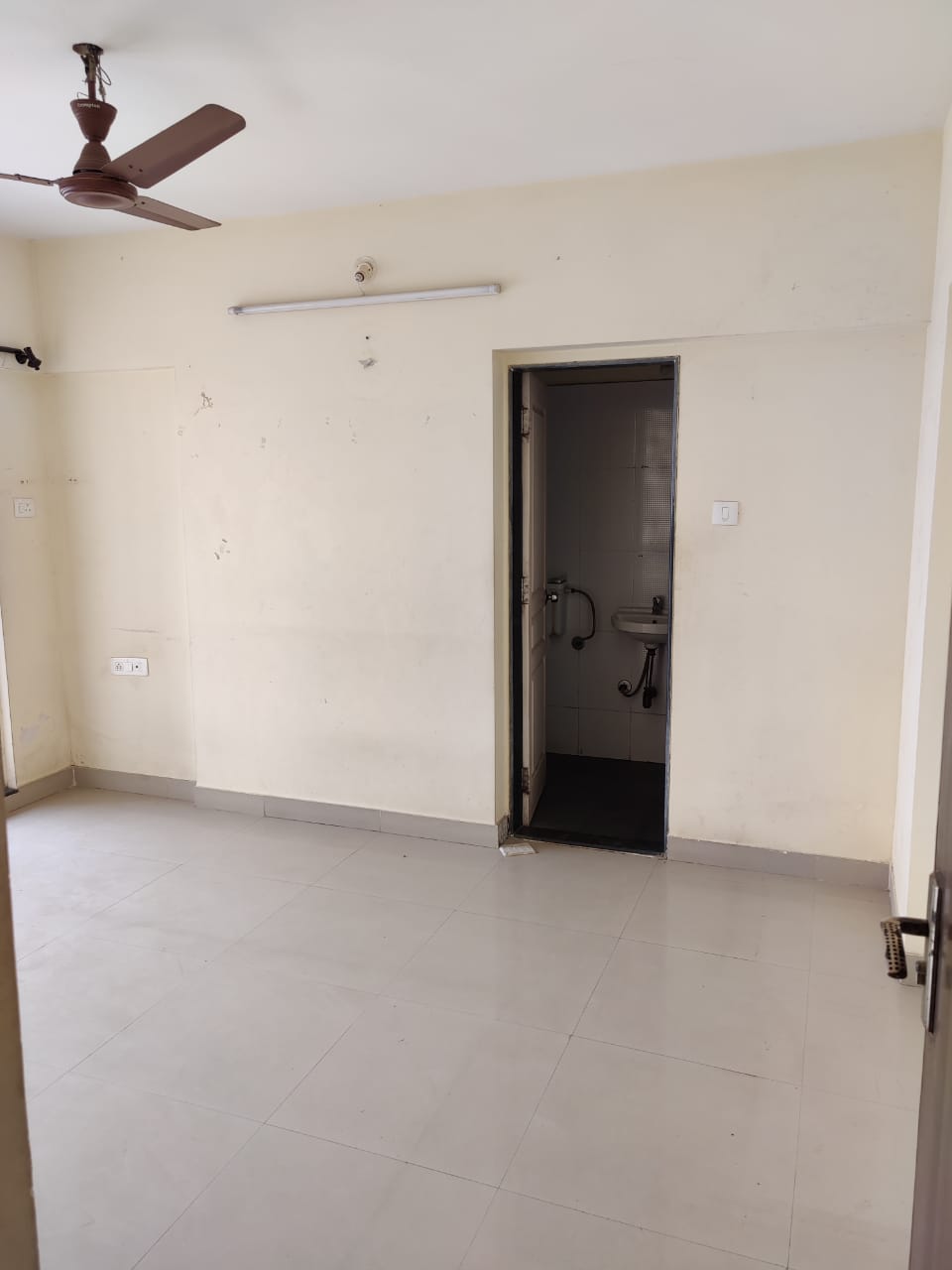 2 BHK Apartment For Sale in Mashyakh Tower