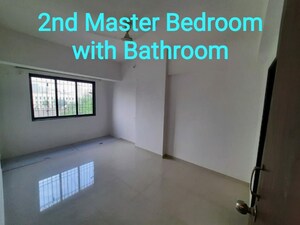 Bedroom in 2 BHK Apartment at Siddharth Enclave Mumbai, Lower Parel – for Sale